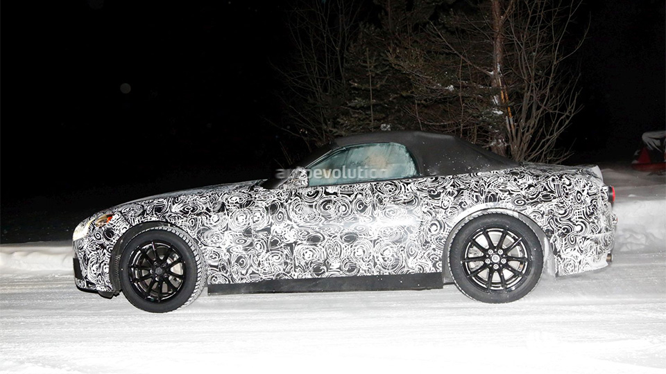 Шпионы заметили прототип BMW Z5 на зимних испытаниях. Фото 1