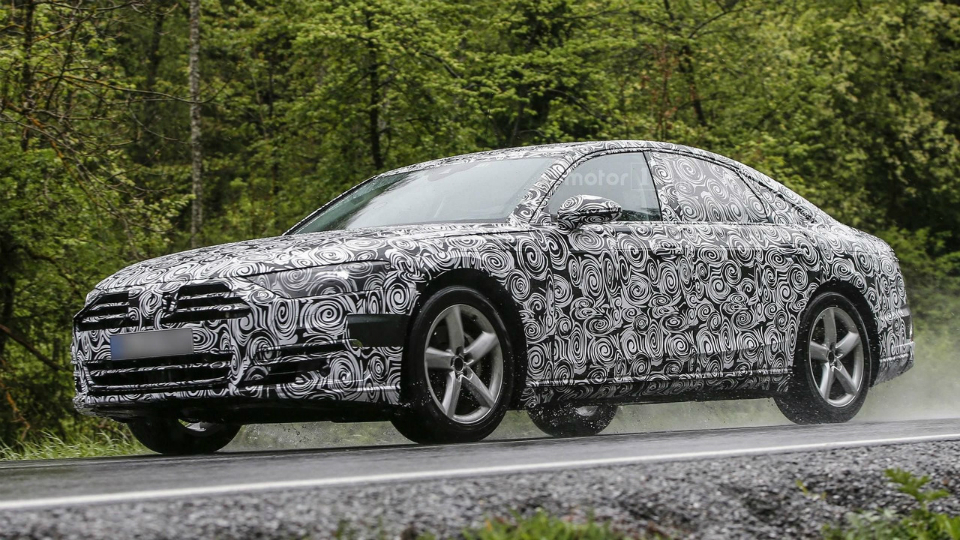 Новую Audi A8 впервые засняли в серийном кузове