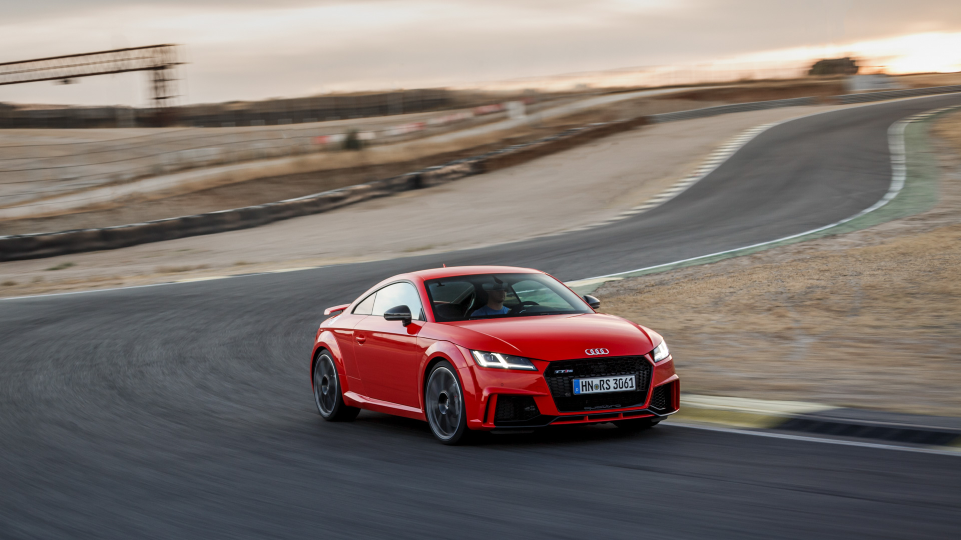 Тест-драйв самой доступной модели Audi, выезжающей из четырех секунд. Фото 4
