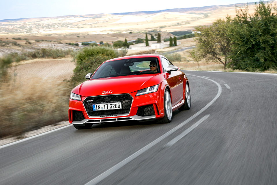 Тест-драйв самой доступной модели Audi, выезжающей из четырех секунд. Фото 3