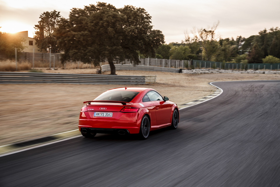 Тест-драйв самой доступной модели Audi, выезжающей из четырех секунд. Фото 5