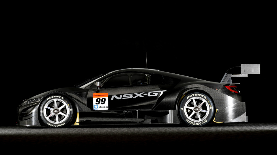 «Хонда» представила новую версию суперкара NSX для чемпионата Super GT. Фото 1