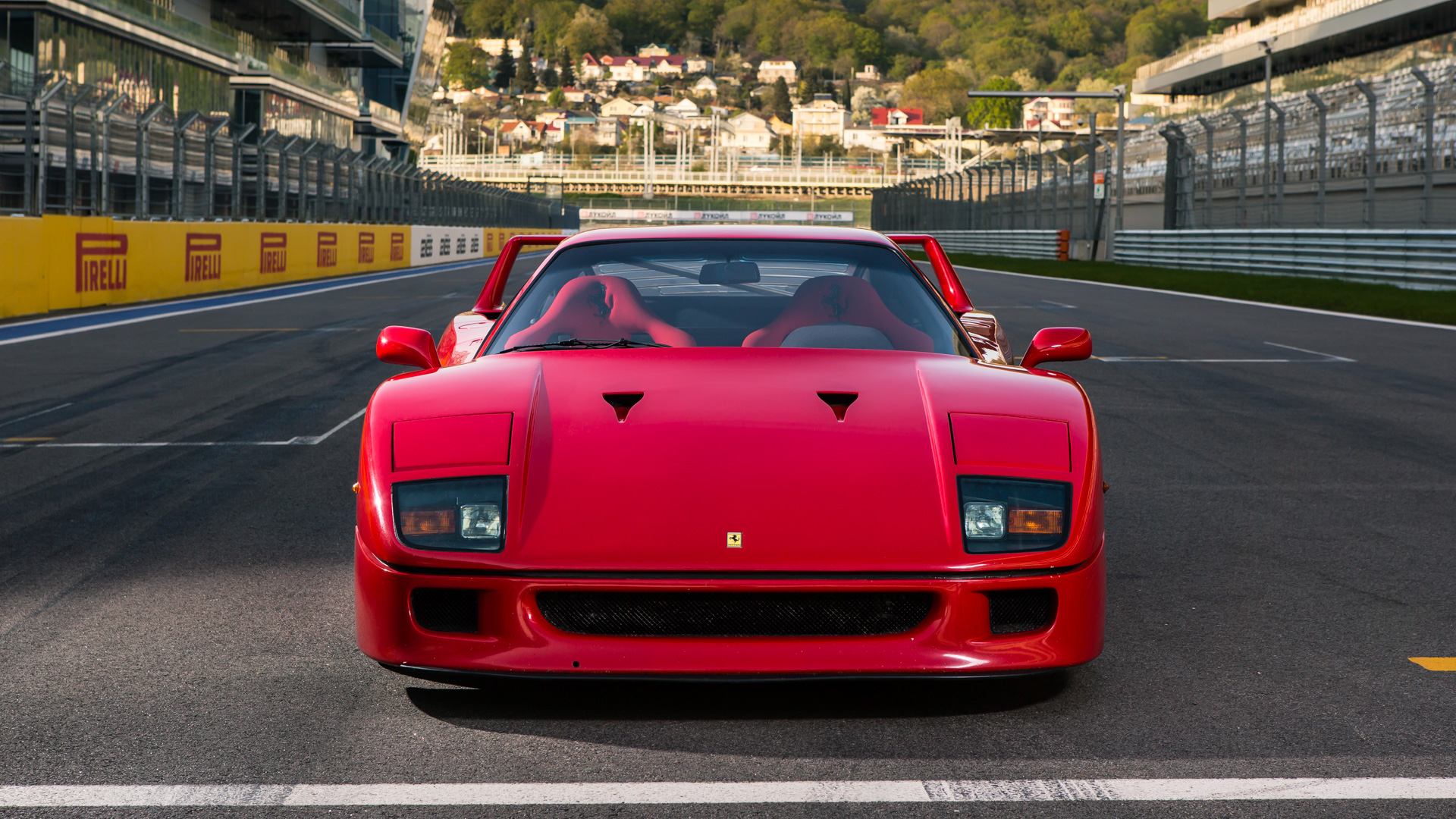 Тест-драйв турбо-Ferrari прошлого и настоящего. Часть вторая: Ferrari F40. Фото 10