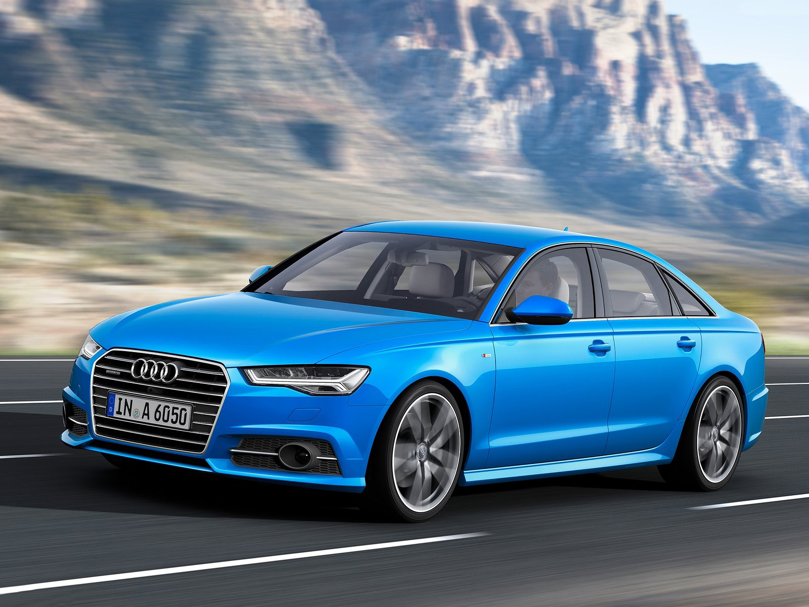 Audi скрестит «заряженный» универсал и вседорожник