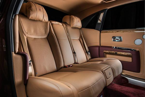 Королевская семья Саудовской Аравии получила «бриллиантовый» Rolls-Royce