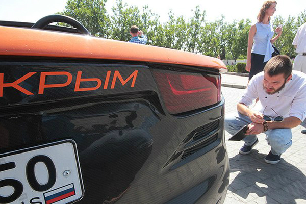 Студенты Бауманки построили и привезли в Крым спорткар «Крым»