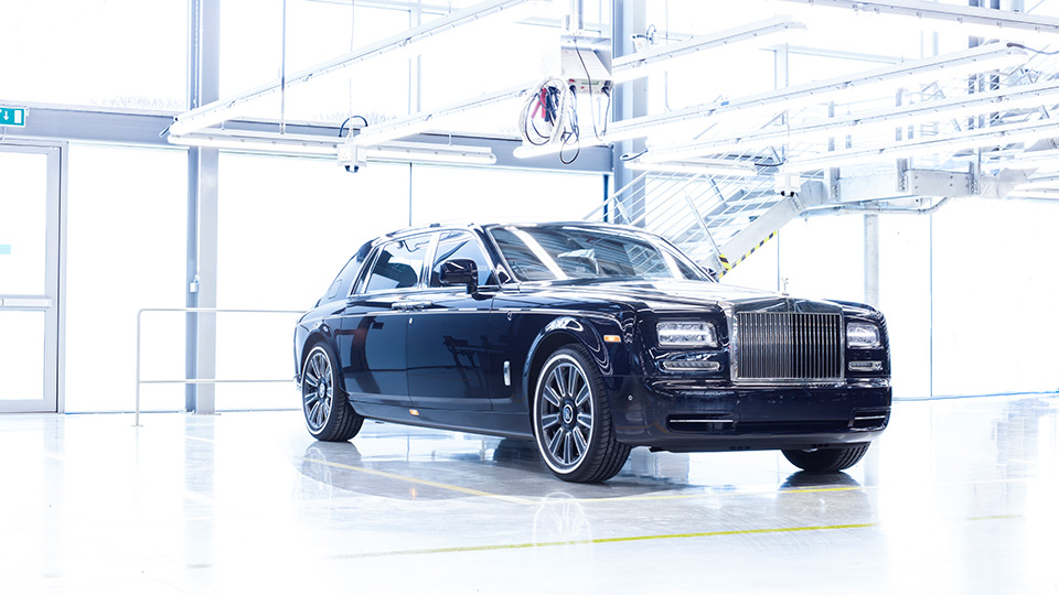 Rolls-Royce    Phantom - Rolls-Royce