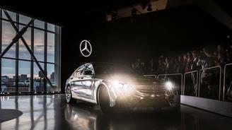 Mercedes-Benz   S- - Mercedes-Benz